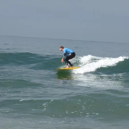Estela Surf Camp & Surf School * Povoa de Varzim