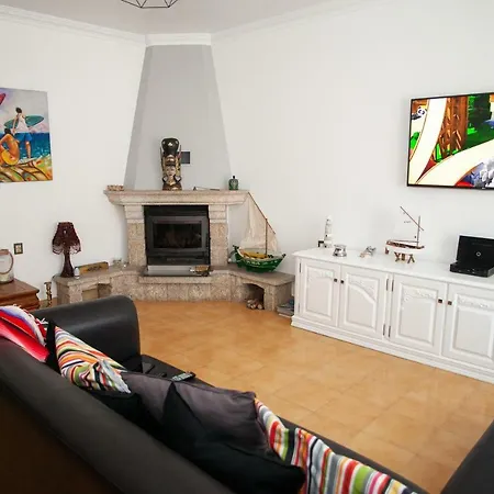 Hostel Estela Surf Camp & Surf School
