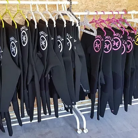 Estela Surf Camp & Surf School * Povoa de Varzim