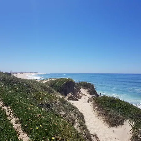 Estela Surf Camp & Surf School Hostel *